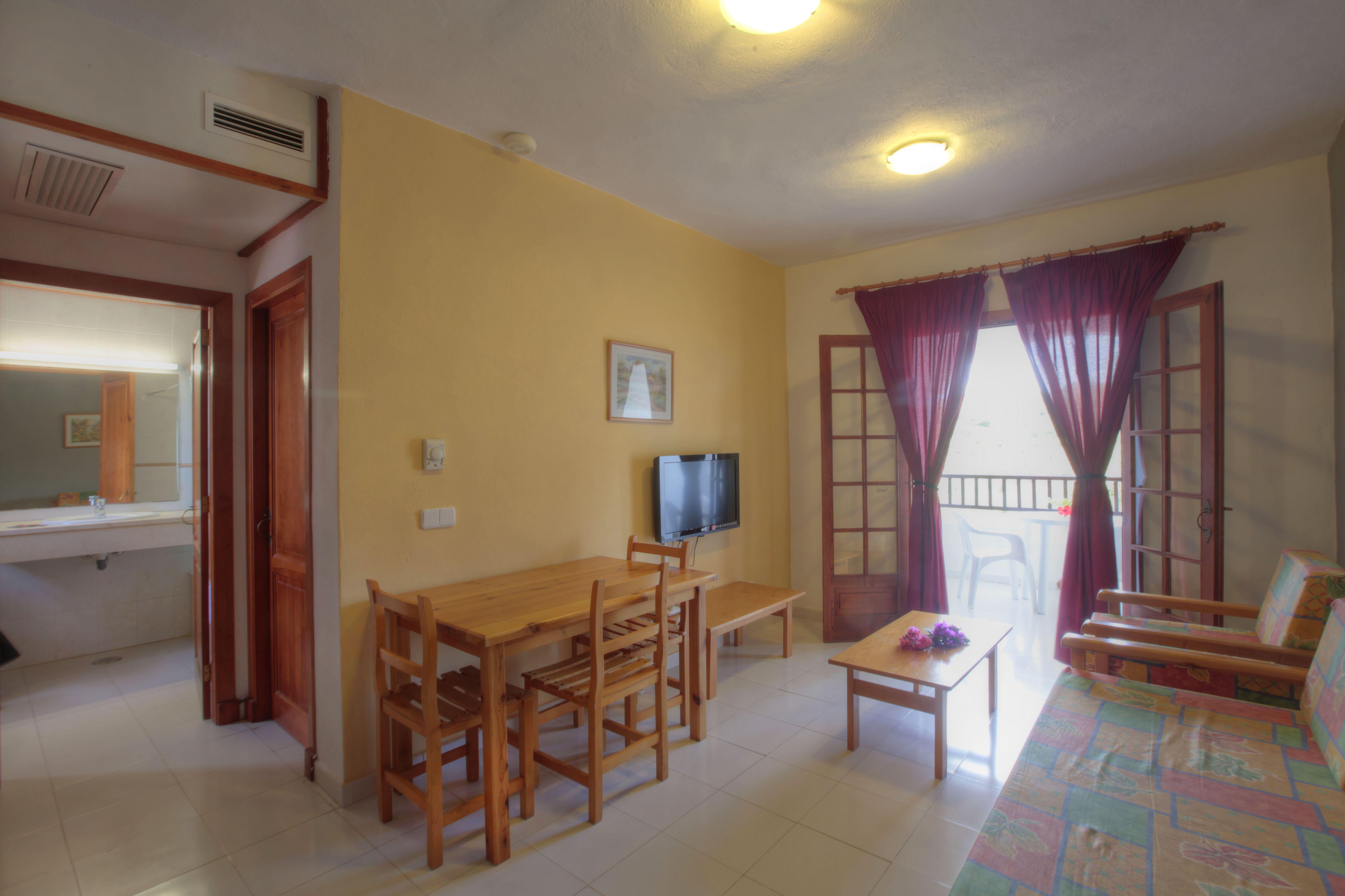 Fergus Club Carema Splash Playas De Fornells Экстерьер фото