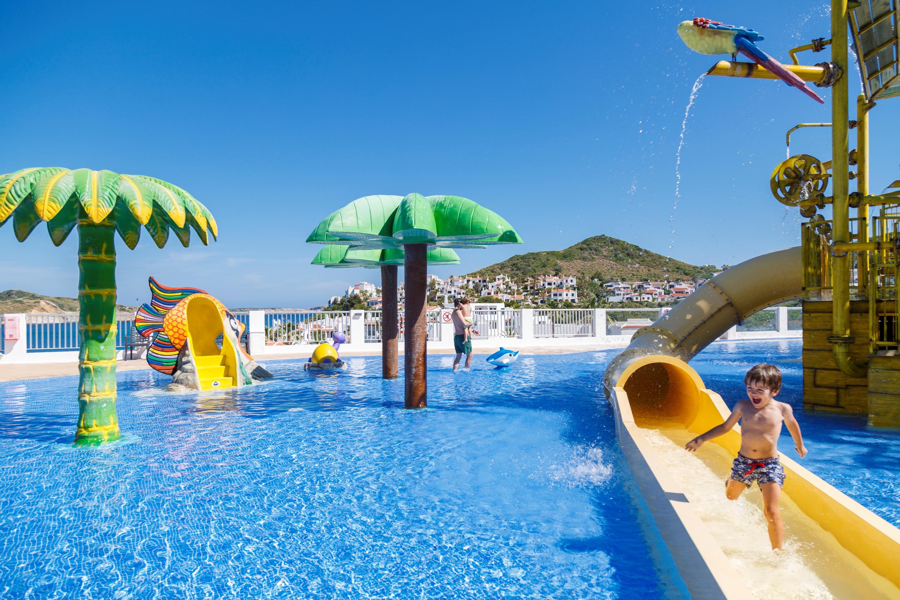 Fergus Club Carema Splash Playas De Fornells Удобства фото