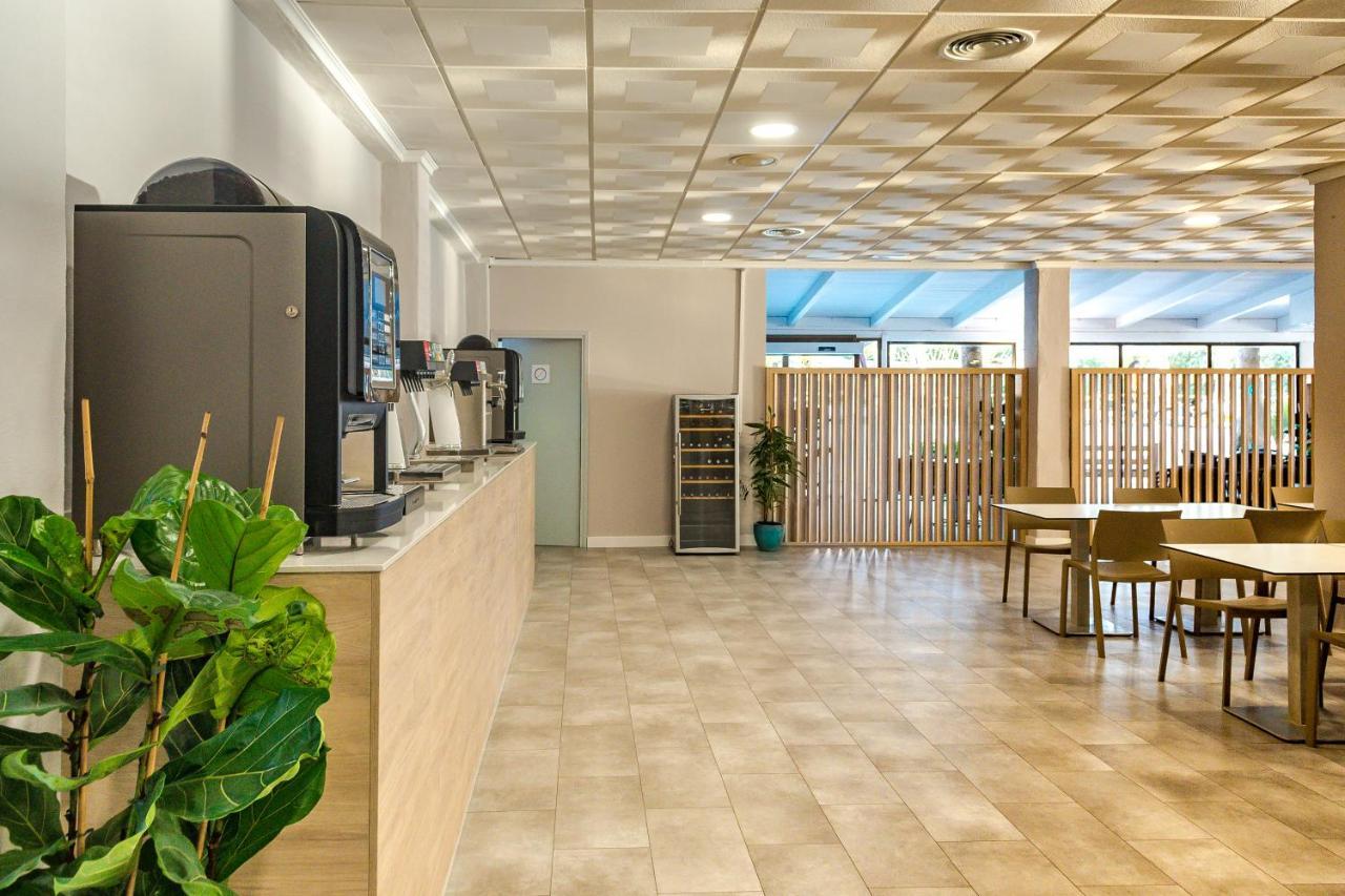 Fergus Club Carema Splash Playas De Fornells Экстерьер фото